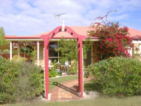 Angels Beach Lodge - Kingaroy Accommodation 0