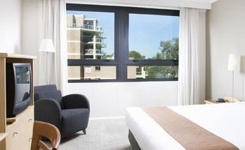 Pacific International Suites Parramatta - Kingaroy Accommodation 3