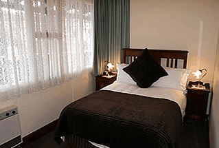 Orana House - Kingaroy Accommodation 3