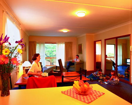 Oxley Court Serviced Apartments - Kingaroy Accommodation 0