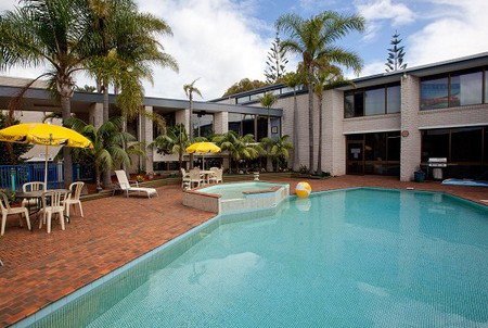 Palm Court Motor Inn - Kingaroy Accommodation 2