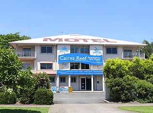 Cairns Reef Apartments And Motel - Kingaroy Accommodation