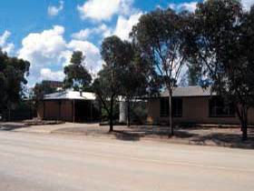Outback Chapmanton Motor Inn - Kingaroy Accommodation 1