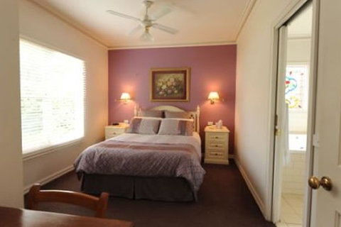 Bendigo Cottages - Kingaroy Accommodation 3
