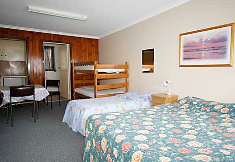 Turnin Motel - Kingaroy Accommodation 2