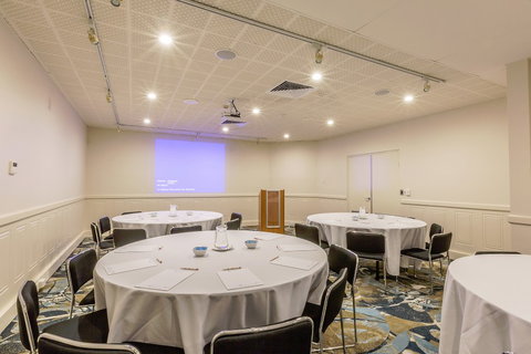 Ramada Hotel Hope Harbour - Kingaroy Accommodation 5