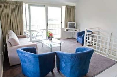 Nepean Country Club - Kingaroy Accommodation 0