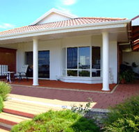 Close Encounters Bed and Breakfast