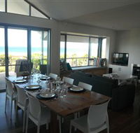 Cassini Beach House - Kingaroy Accommodation