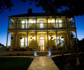 Rose-Eden House - Kingaroy Accommodation 2
