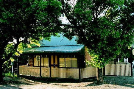 Wild Olive Cottage - Kingaroy Accommodation 1