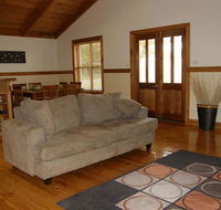 Beachport Retreat - Kingaroy Accommodation