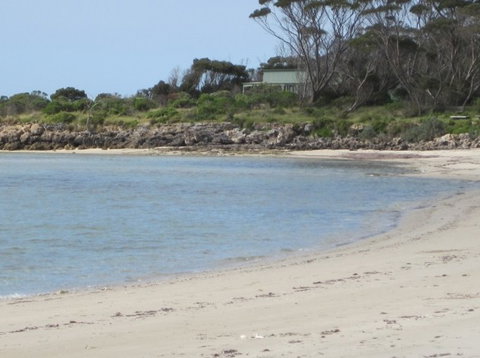 Wallaby Beach House - Kingaroy Accommodation 1