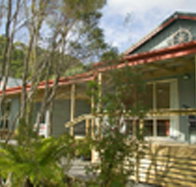 Crays Accommodation - The Esplanade - Kingaroy Accommodation