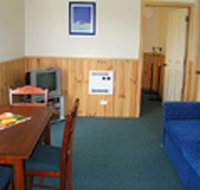 Driftwood Strahan Villas - Kingaroy Accommodation