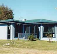 Homelea Accommodation Spa Cottage and Apartments - Kingaroy Accommodation