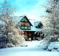 Cradle Chalet Boutique Luxury Lodge - Kingaroy Accommodation