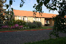 Glasgow Lodge - Kingaroy Accommodation 0