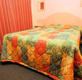 Glasgow Lodge - Kingaroy Accommodation 3