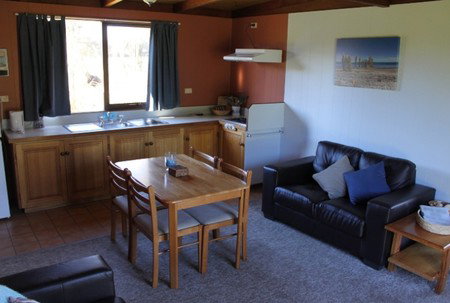Flinders Island Cabin Park And Car Hire - Kingaroy Accommodation 2