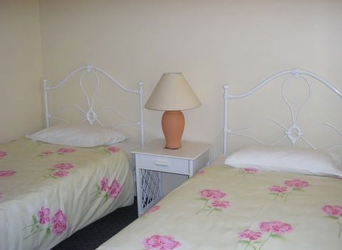 Kuranda Villas - Kingaroy Accommodation 4