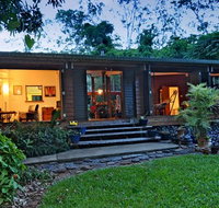Cow Bay Homestay Bed and Breakfast - Kingaroy Accommodation