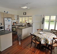 Cairns Holiday Homes Wilks House - Kingaroy Accommodation
