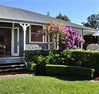 Blooms in Berry - Kingaroy Accommodation