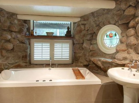 Indooroopilly - Kingaroy Accommodation 5