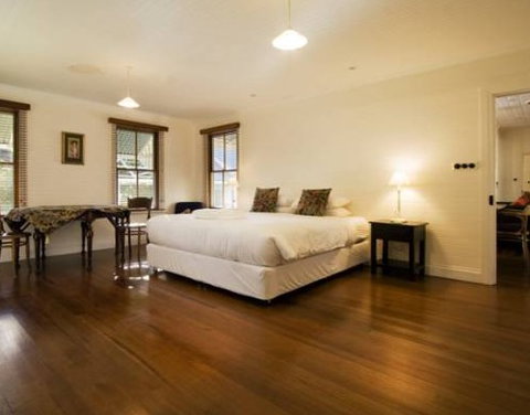 The Cottage - Berry - Kingaroy Accommodation 4