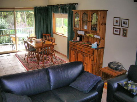 Bundara Farm Cottages - Kingaroy Accommodation 2
