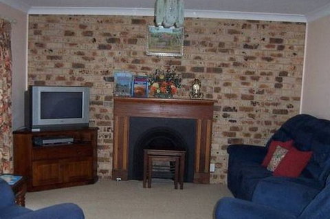 Marigold Cottage - Kingaroy Accommodation 5