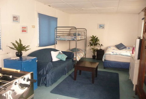 Aqua - My Island Home - Kingaroy Accommodation 2