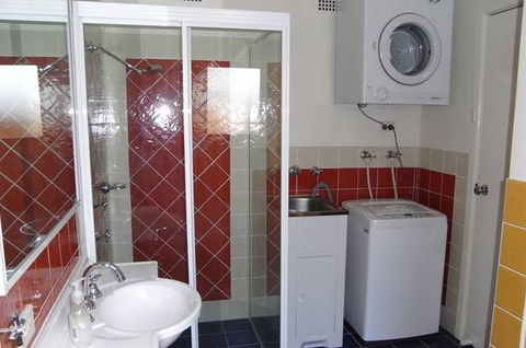 A Husky Sea-Esta - Kingaroy Accommodation 0