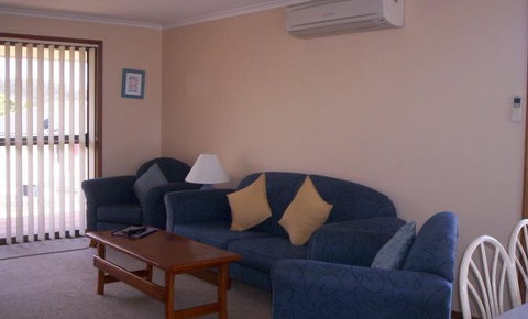AnchorBell Holiday Apartments - Kingaroy Accommodation 5
