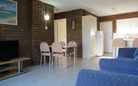 Chapman Court - Kingaroy Accommodation 4