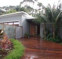 7 Donlan Road
