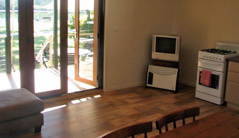 Bentley Waterfront - Kingaroy Accommodation 5