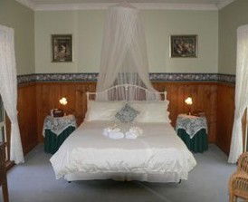 Red Gum Lagoon Cottages - Kingaroy Accommodation 4