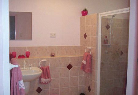 Azalea Cottage - Kingaroy Accommodation 1