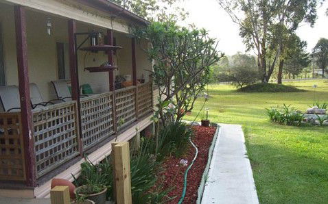 Azalea Cottage - Kingaroy Accommodation 3