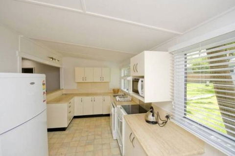 A Beach House On Sunset - Kingaroy Accommodation 2