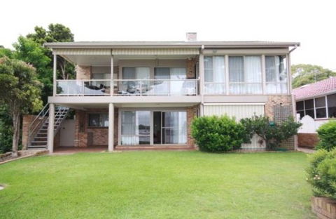 Sunset Boulevarde 12 - Kingaroy Accommodation 0