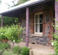 Accommodation Pinn Cottage - Kingaroy Accommodation