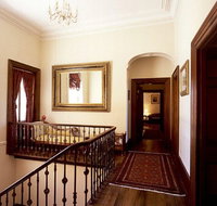 Mandelson's of Goulburn - Kingaroy Accommodation