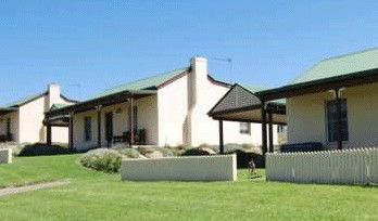 Wagga Wagga Country Cottages - Kingaroy Accommodation 1