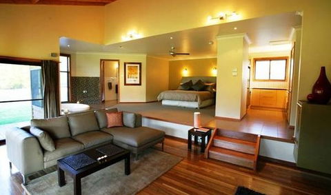 Cedars Mount View - Kingaroy Accommodation 2