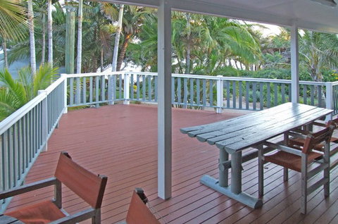 Beachfront Zilzie Holiday Home And Cottage - Kingaroy Accommodation 1