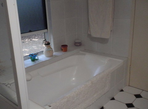 Beachfront Zilzie Holiday Home And Cottage - Kingaroy Accommodation 2