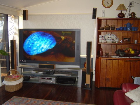 Beachfront Zilzie Holiday Home And Cottage - Kingaroy Accommodation 3